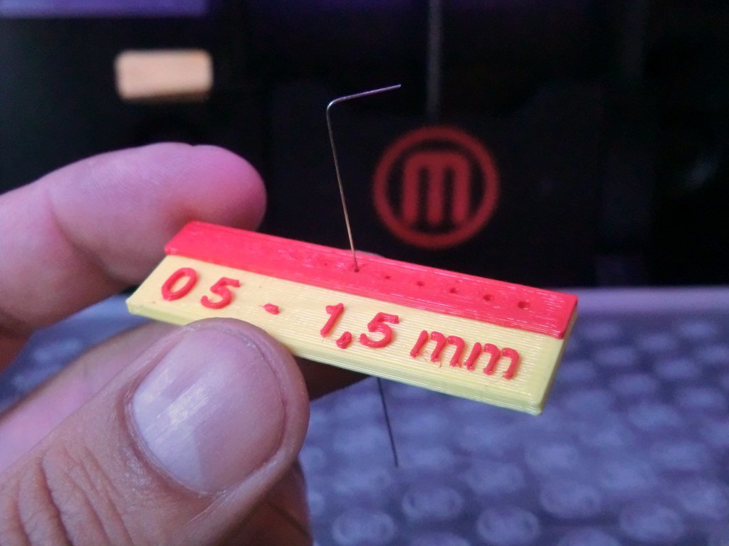 Handle for 3D print nozzle unclogging needle (and hole gauge)