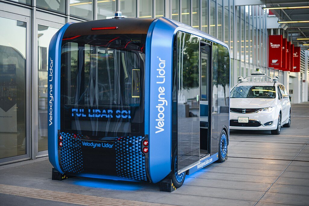 Autonomous Shuttle Equipped with Velodyne Lidar Sensor